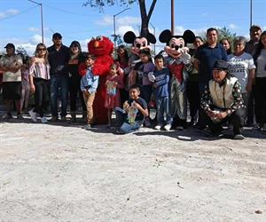 &acute;Regalan sonrisas&acute; en La Retama