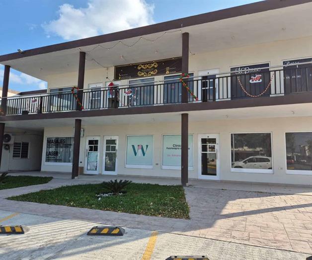 Destrozan locales Destrozan locales