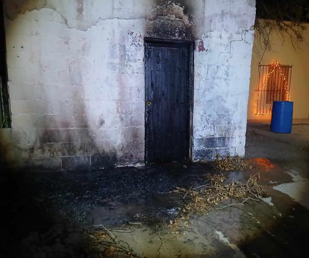Se incendia vivienda  durante la madrugada