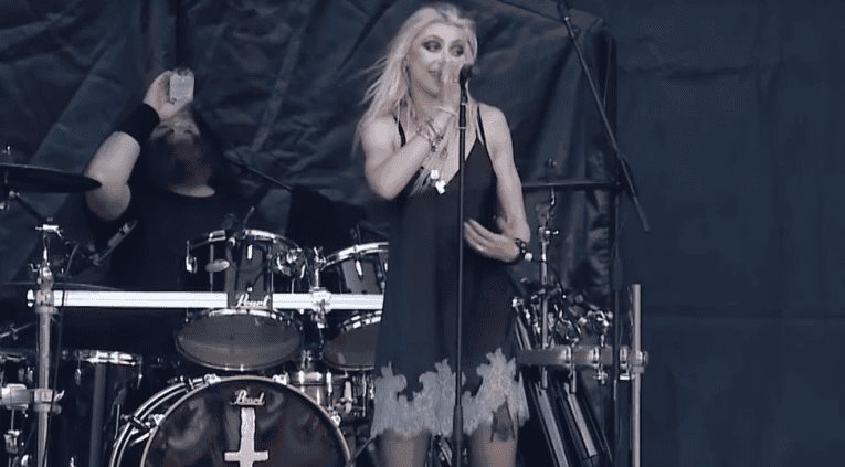 Taylor Momsem abrir&aacute; concierto de AC/DC en Ciudad de M&eacute;xico