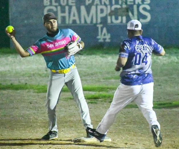 Amigos de Barry deja tendidos a la Plebada