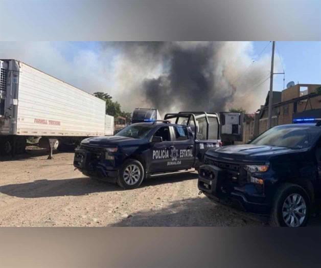 Controlan incendio en basurero clandestino de Culiac&aacute;n