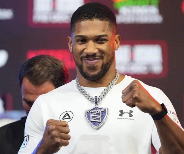 Anthony Joshua sufre accidente automovil&iacute;stico en Nigeria que deja dos muertos