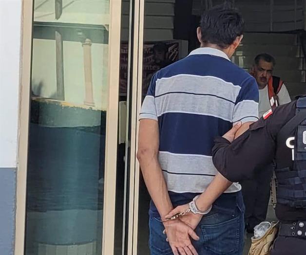 Beodo molestaba  a los peatones en  la plaza municipal