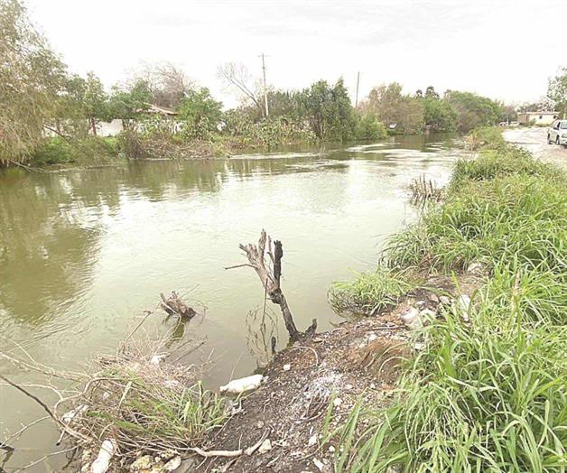 Alarma en la Arcoíris por desborde de canal Rodhe Alarma en la Arcoíris por desborde de canal Rodhe