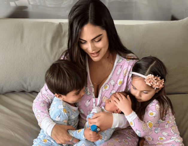 Crecen sus familias Crecen sus familias