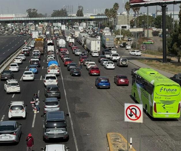 Último día del año presenta congestión rumbo a Querétaro Último día del año presenta congestión rumbo a Querétaro