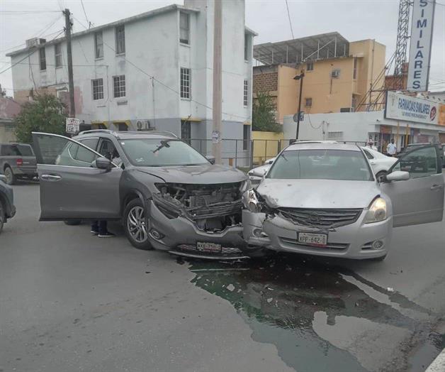 Colisiona por no hacer alto