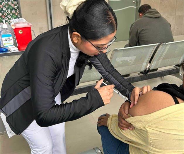 Intensifica IMSS vacunación contra influenza estacional Intensifica IMSS vacunación contra influenza estacional