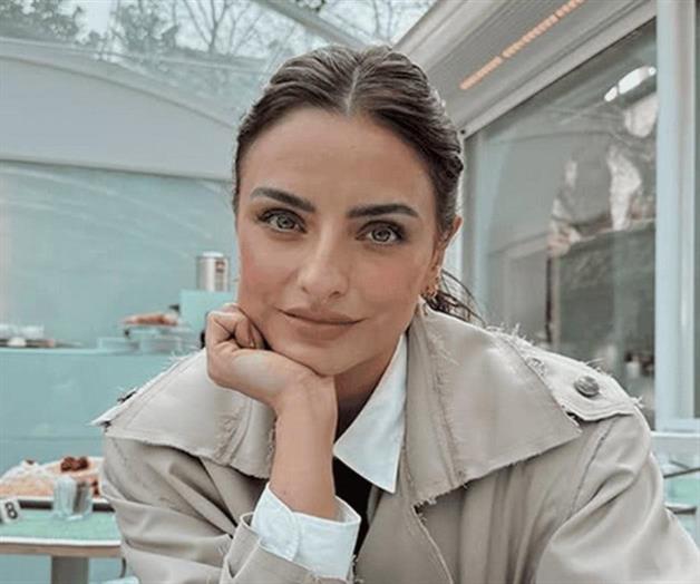 Reaparece en redes sociales tras muerte de su mam&aacute;