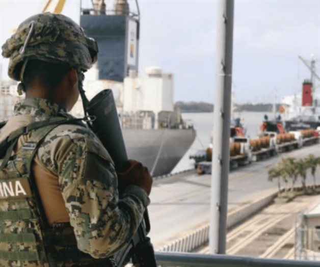 Semar rinde homenaje a cuatro marinos que murieron en Texas