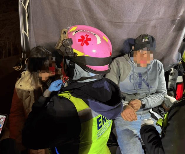 Rescatan a pareja perdida en el Pico del Águila