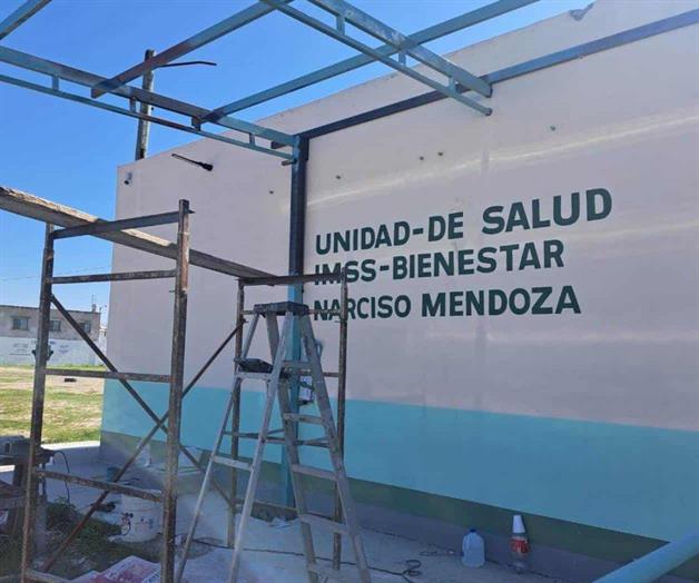 Remodelan centros de salud en pisos y paredes