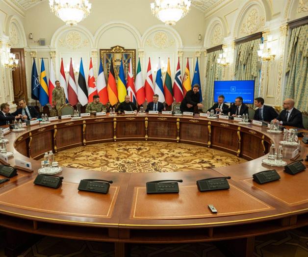 Ucrania analiza propuestas de paz con l&iacute;deres europeos en Kiev