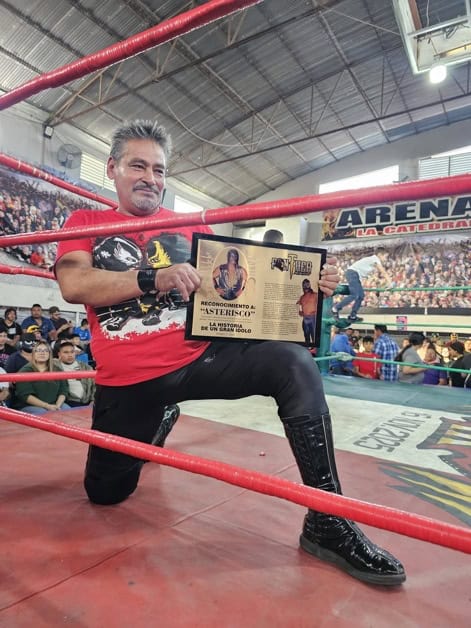 Homenajean al ídolo Homenajean al ídolo