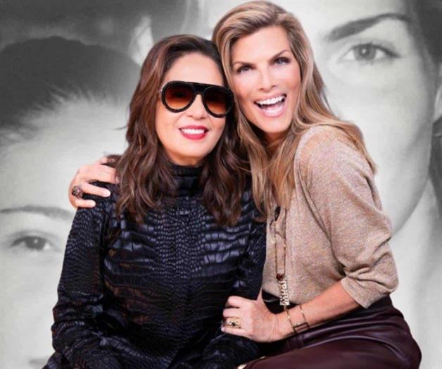 Le augura salud a su amiga