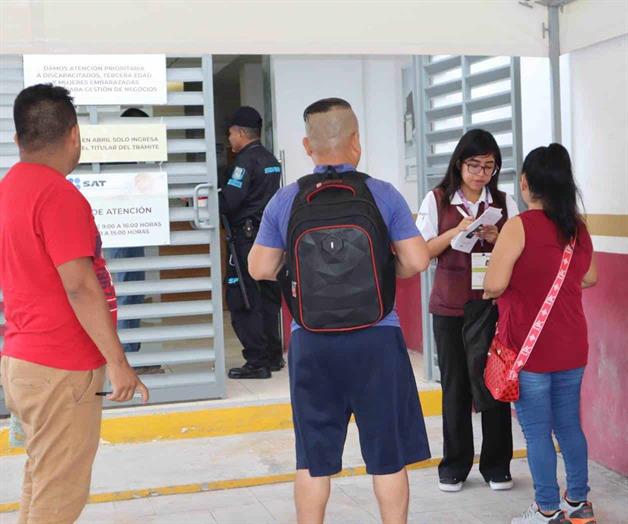 Va SAT contra contribuyentes