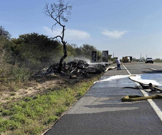 Fallece chofer calcinado Fallece chofer calcinado