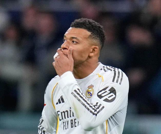 Mbappé se pierde la Supercopa por lesión Mbappé se pierde la Supercopa por lesión