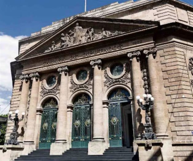 Diputada propone que haya espacios baby friendly en restaurantes