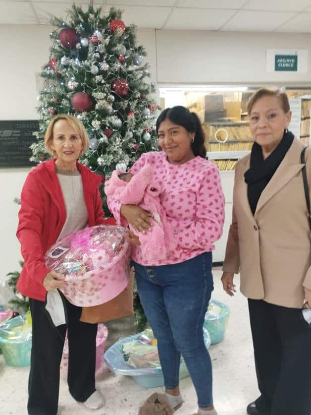 Inician el a&ntilde;o con entrega de canastillas