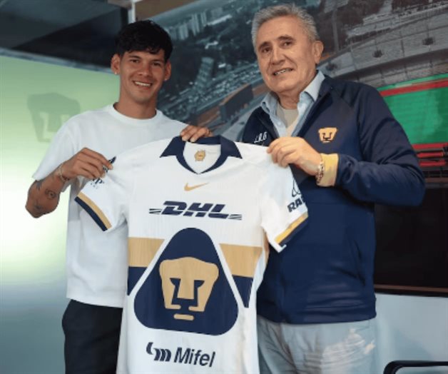 Pumas oficializa la llegada de Robert Morales
