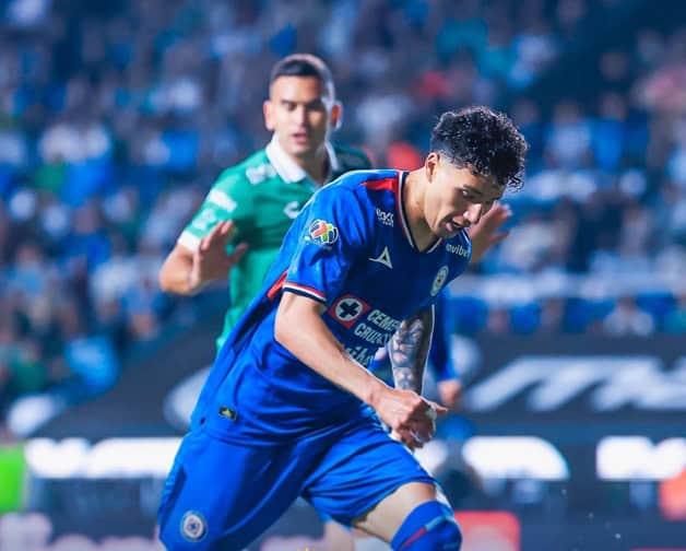 &iexcl;Alentador arranque!