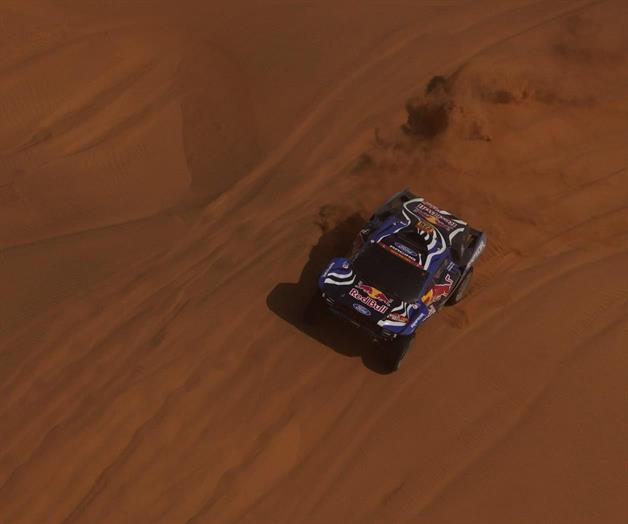 Rally Dakar a Ekstr&ouml;m Lategan regala la etapa 7