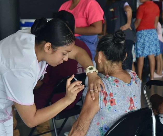 Invitan acudir a vacunarse contra enfermedades