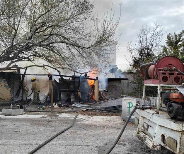 Consumen llamas casa en la Hijos de Ejidatarios