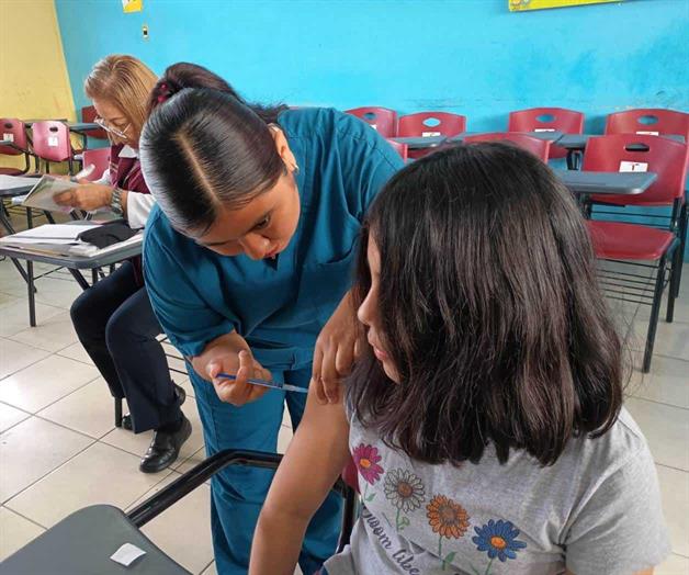 Reynosa sin sarampi&oacute;n, pero siguen vacunando