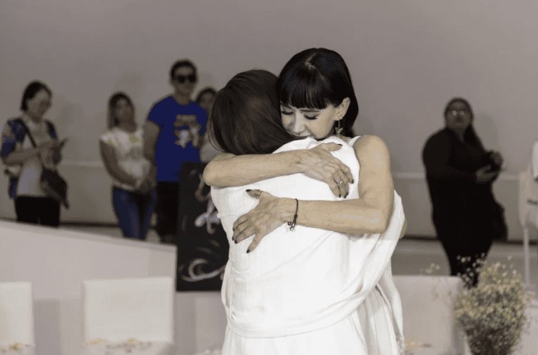 Susana Zabaleta regresa con Los Abrazos