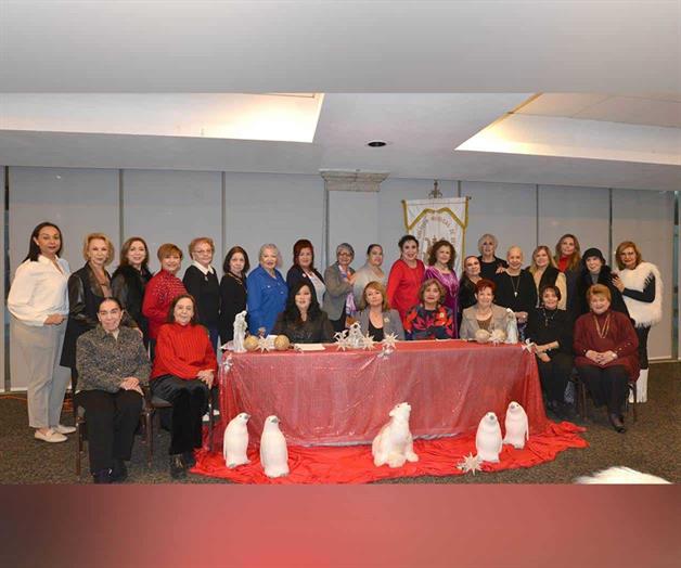 Escuchan la Historia de los Reyes Magos