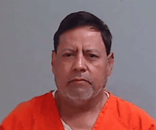 Detienen a hombre vinculado a presunto fraude migratorio