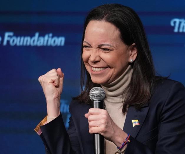 L&iacute;der opositora de Venezuela conf&iacute;a en el retorno de la democracia, pero revela poco sobre sus planes