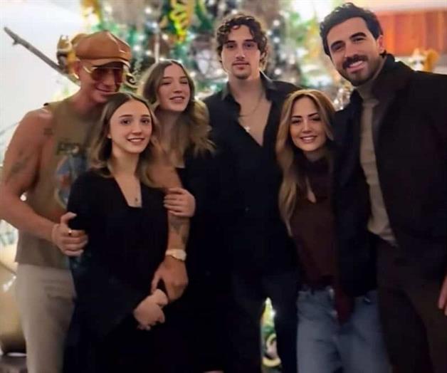 Pasó Navidad con su novio y con su ex