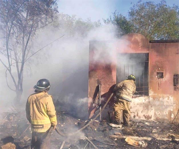 Racha de Incendios deja a 3 familias en la calle