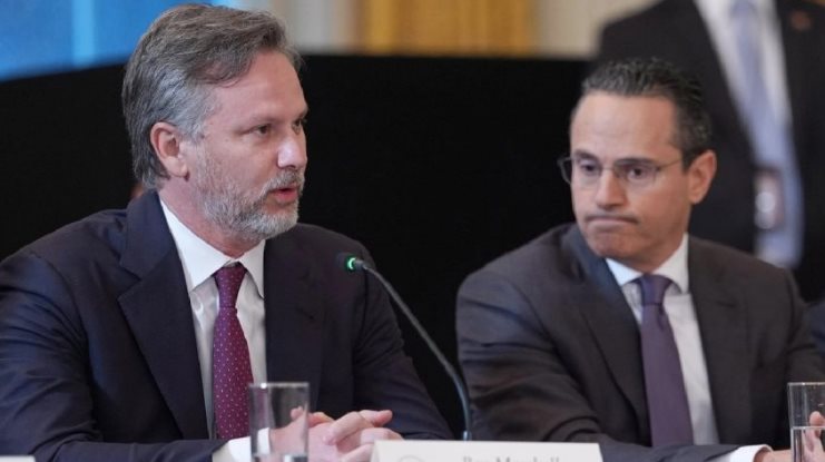 Trump negocia venta de petr&oacute;leo venezolano con donador de su campa&ntilde;a