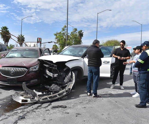 Involucrados en choque alegan tener luz verde