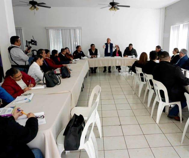 Convocan a mantener la alianza  con maestros y padres de familia