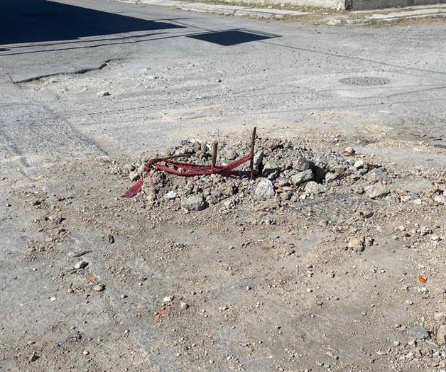 Obra a medias de COMAPA pone en riesgo a los vecinos