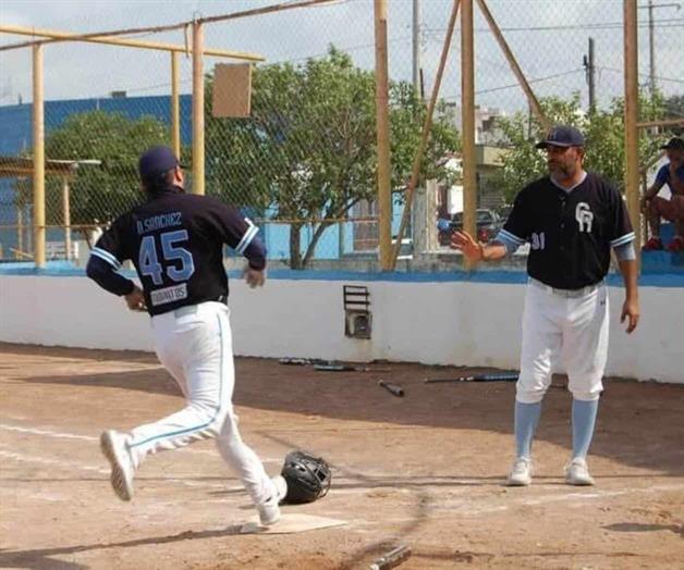 Le pegan Novatos al campe&oacute;n