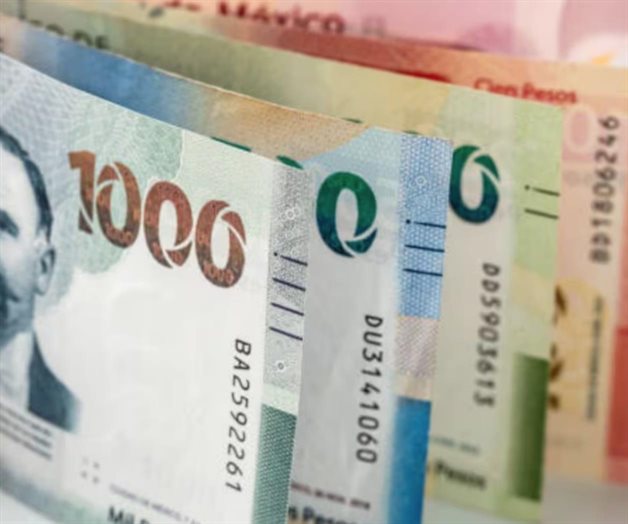 Superpeso asume corona como moneda con mejor desempe&ntilde;o en 2026